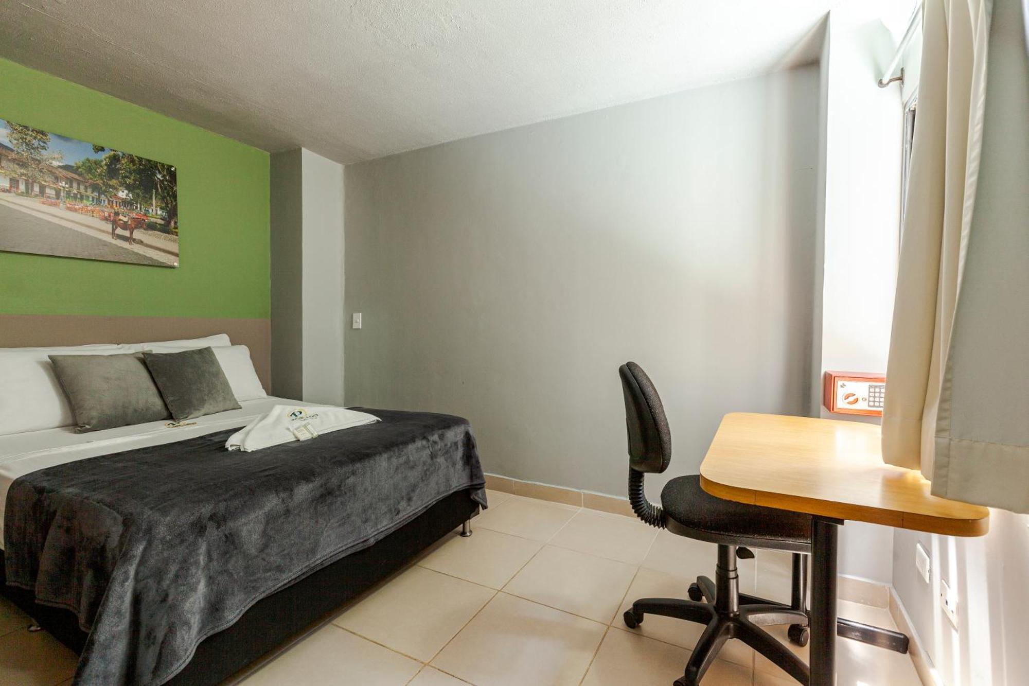 Poblado Guest House Medellín Værelse billede